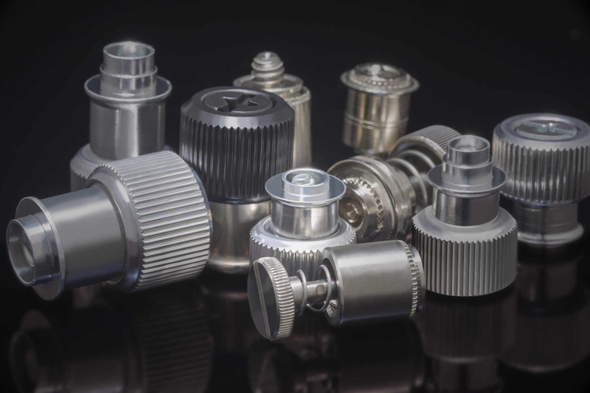 Captive screws